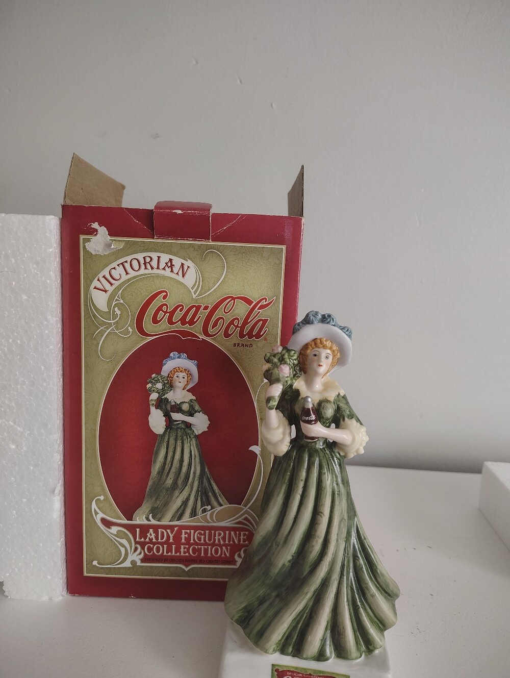 2000 Coca Cola Victorian Lady Figurine Cracker Barrel New Old Stock w Box